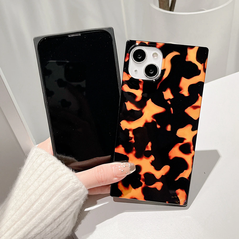 iPhone 14 シリーズ対応 べっ甲柄スクエアケース デミ柄四角ソフトケース