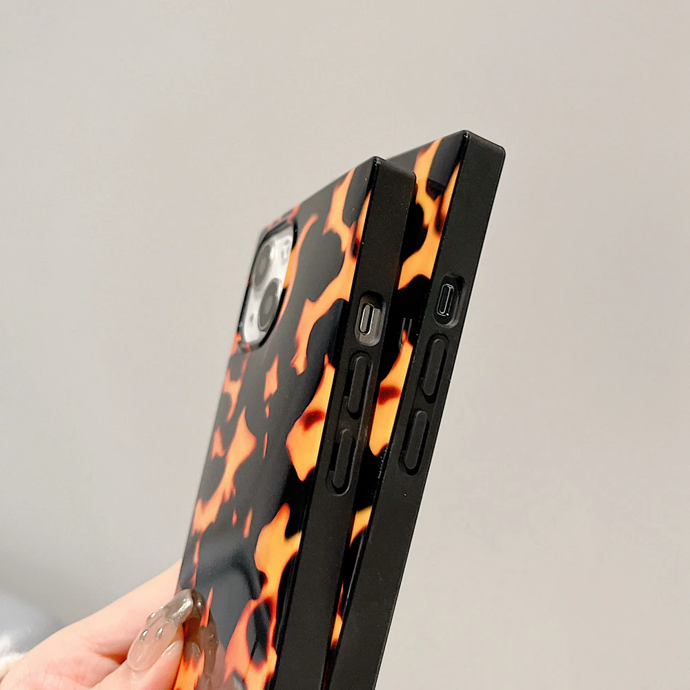 iPhone 14 シリーズ対応 べっ甲柄スクエアケース デミ柄四角ソフトケース